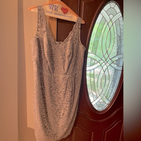 Beautiful lace overlay gray cocktail length bridesmaids dress David’s Bridal - Picture 1 of 3